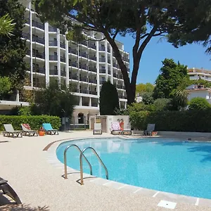 Resideal Premium Aparthotel Cannes